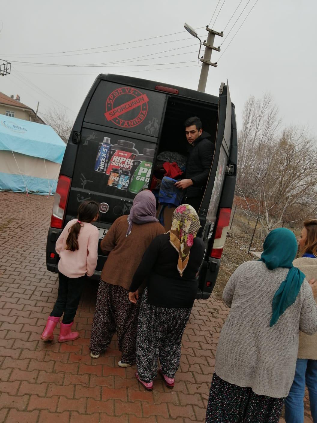 HARDLINE’DAN ELAZIĞ DEPREM BÖLGESİNE ZİYARET -OCAK 2020 HARDLINE’DAN ELAZIĞ DEPREM BÖLGESİNE ZİYARET -OCAK 2020